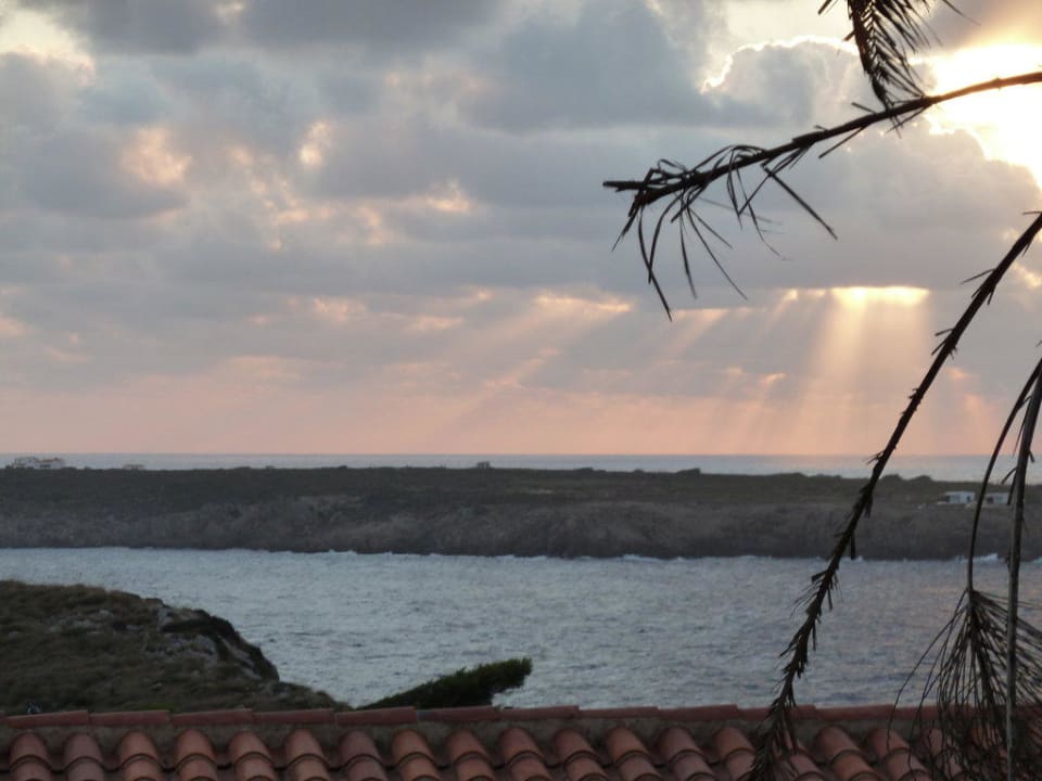 Sonnenaufgang vom Zimmer aus... Playa Parc Apartments