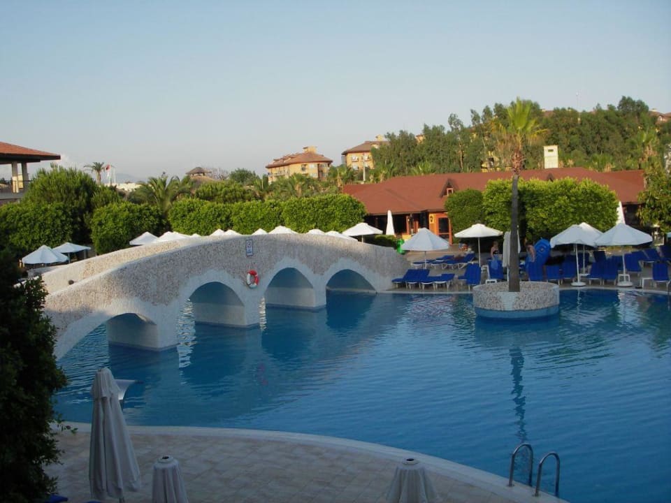 Pool Club Grand Side
