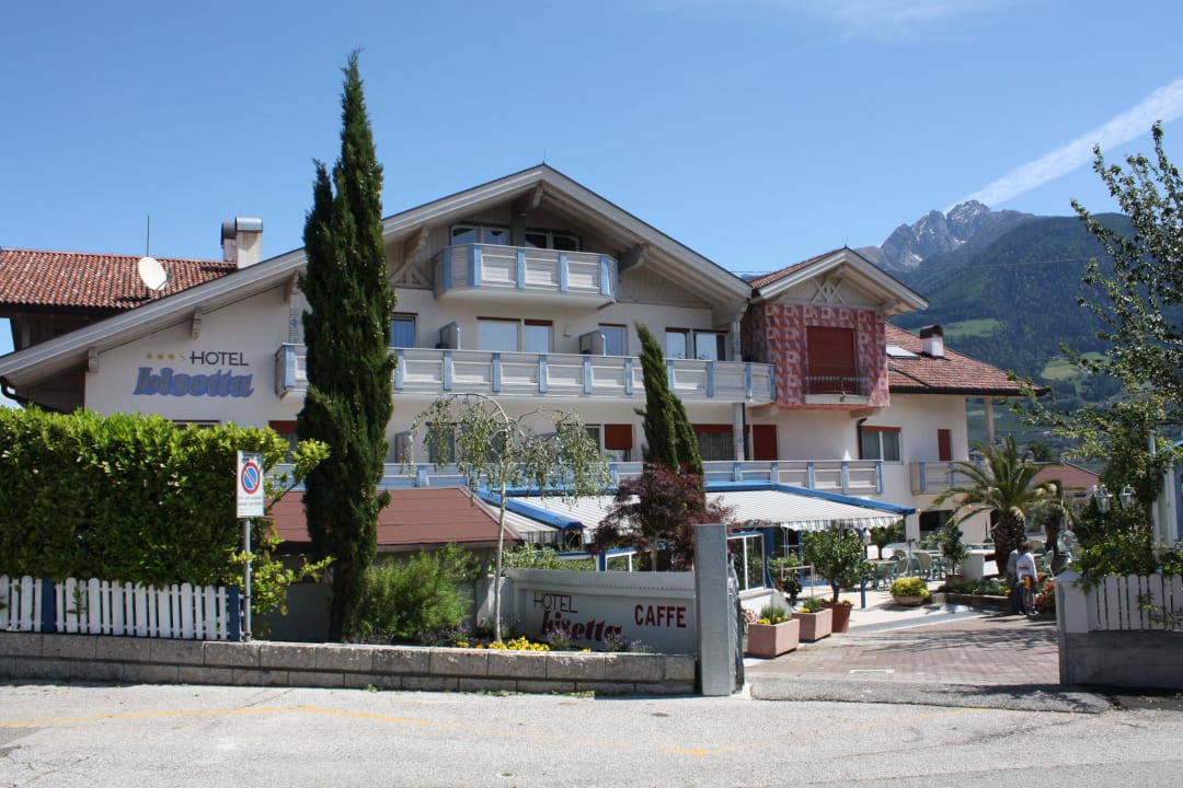Eingang zur Gartenterrasse Hotel Lisetta
