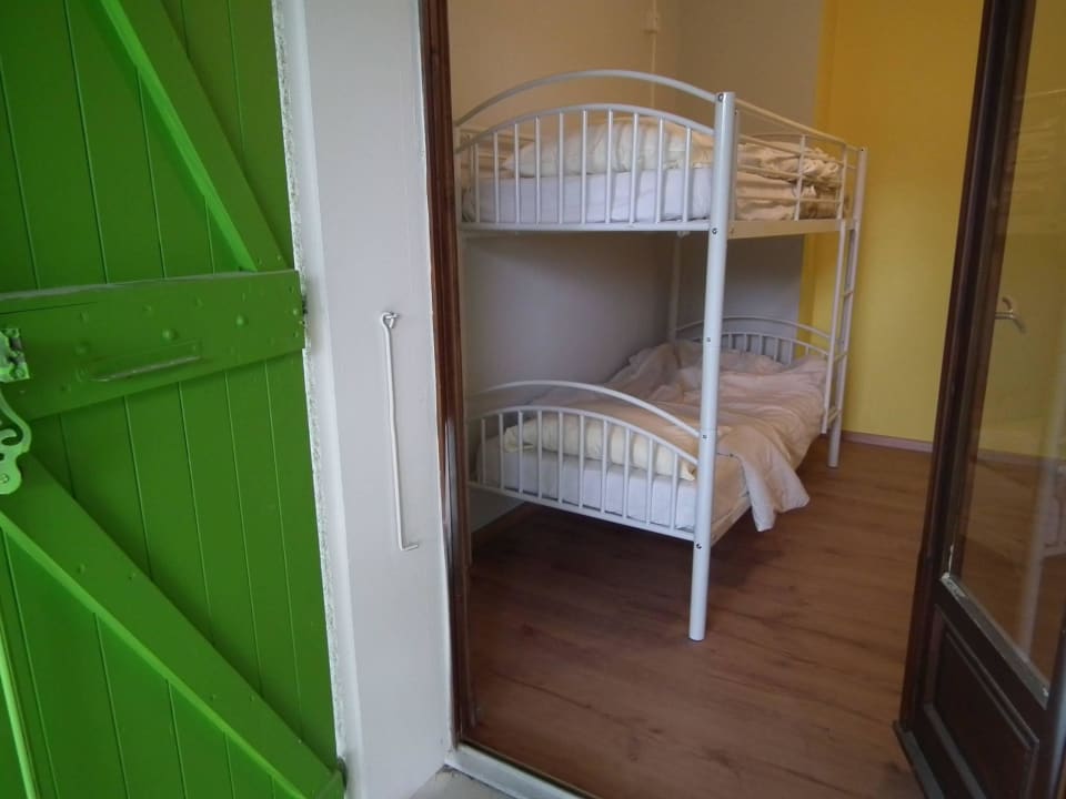 Dortoir 4 personnes Friendly Auberge