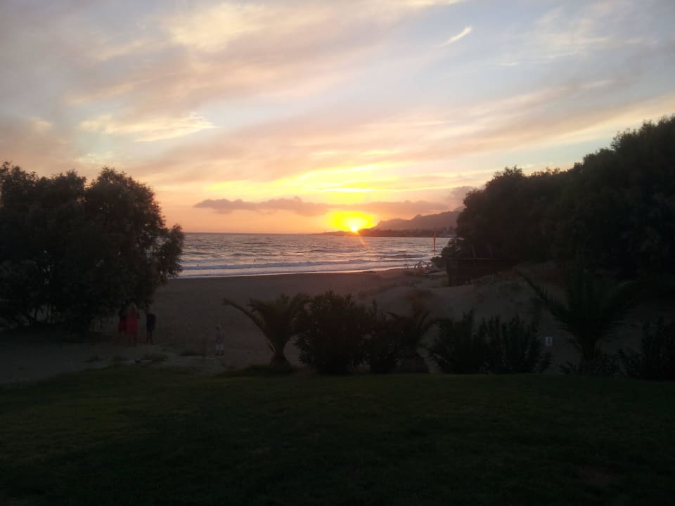 Sonnenuntergang Atlantica Mikri Poli Crete