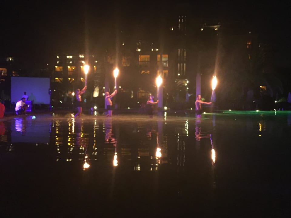 Animation Lopesan Baobab Resort