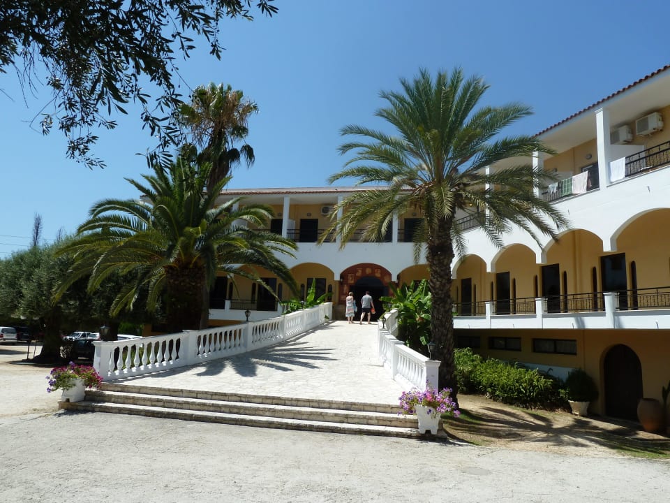 Eingangsbereich Vorderseite Paradise Hotel Corfu