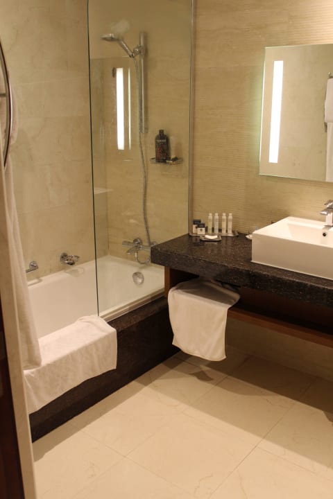 Badezimmer DoubleTree by Hilton Resort & Spa Marjan Island