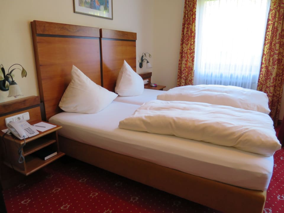 # 63 Alpenhotel Kronprinz