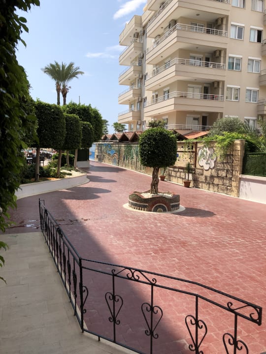 Gartenanlage Kaila Beach Hotel