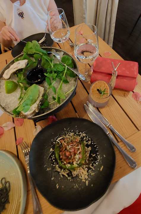 Gastro Rubi Platinum Sign