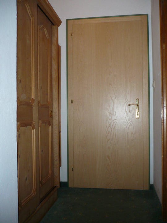 Vnitřní pohled na dveře pokoje Hotel-Gasthof-Obermair