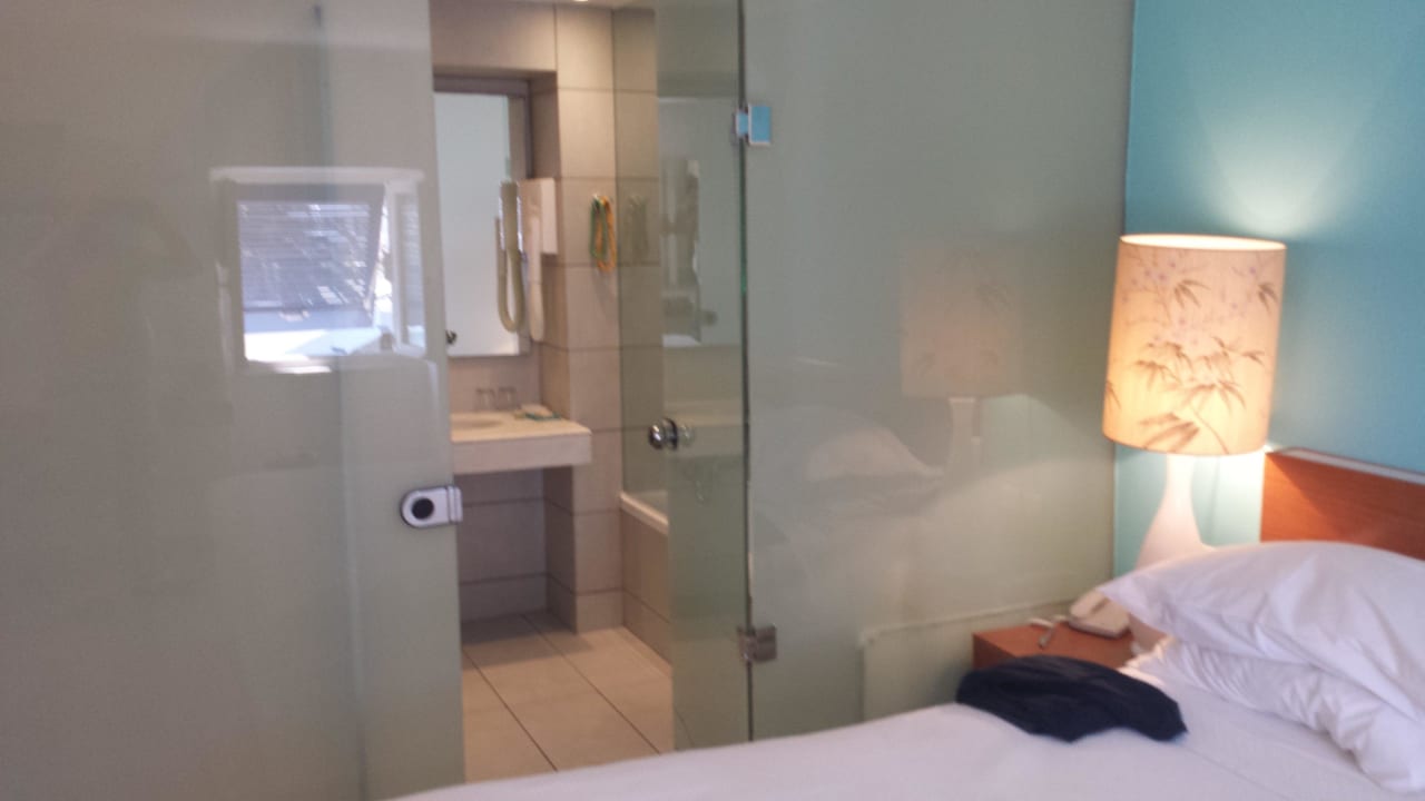 Blick ins Bad Mykonos Theoxenia, a member of Design Hotels