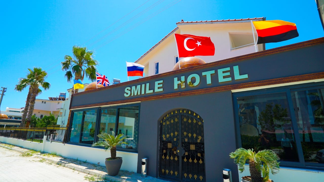 Außenansicht Smile Hotel