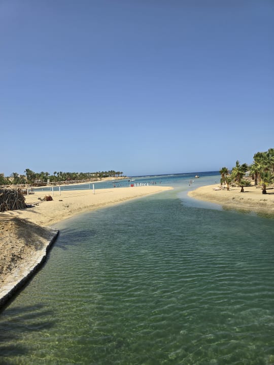 Strand Brayka Bay Resort