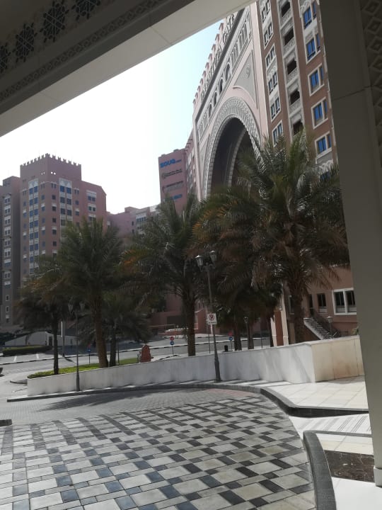 Sonstiges Oaks Ibn Battuta Gate Dubai