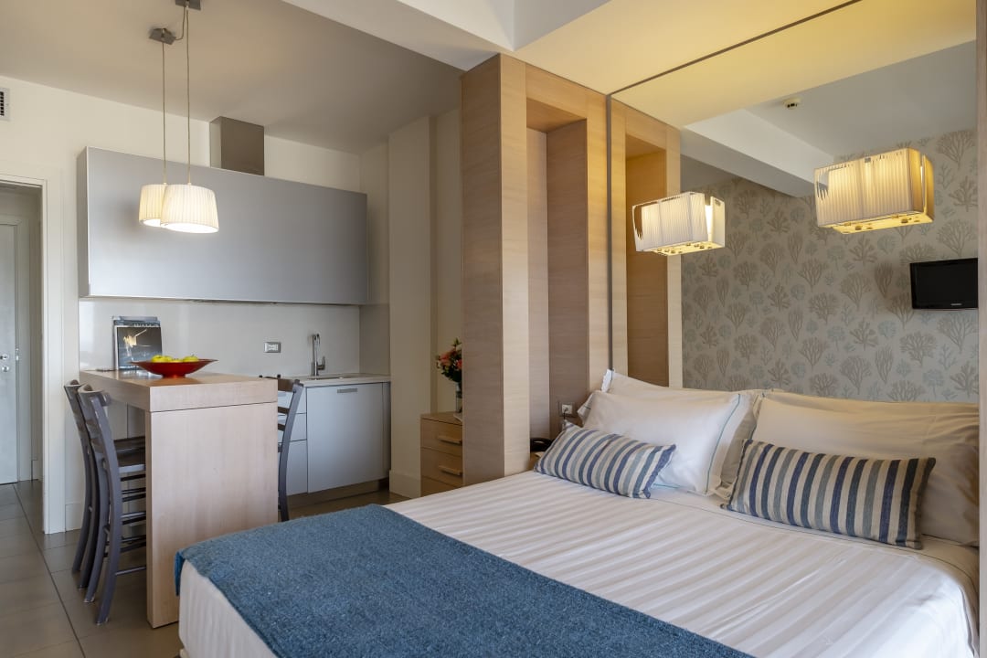 Zimmer Hotel Le Rose Suite