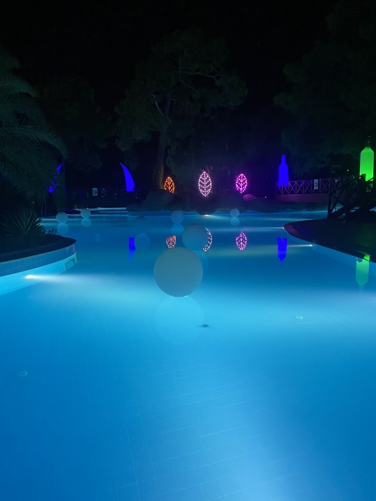 Pool Blue Waters Club