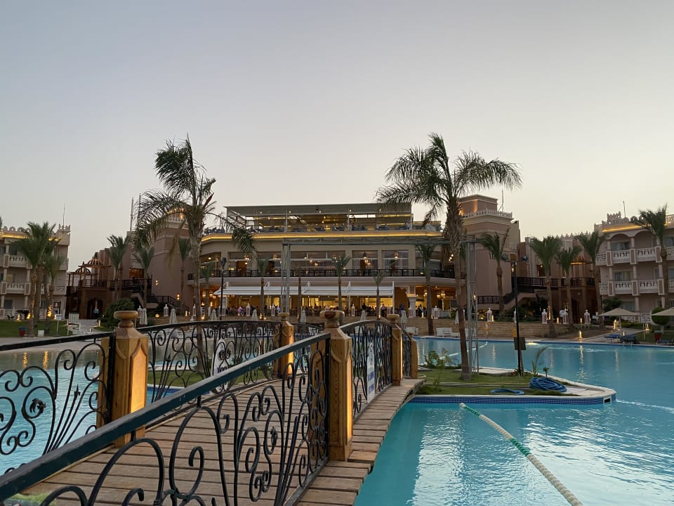 Außenansicht Pickalbatros Palace Resort