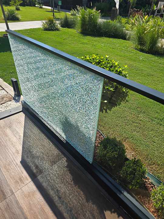 Gartenanlage Jacaranda Luxury Resort