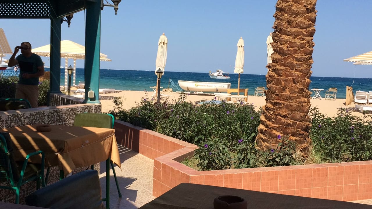 Strand Menaville Safaga