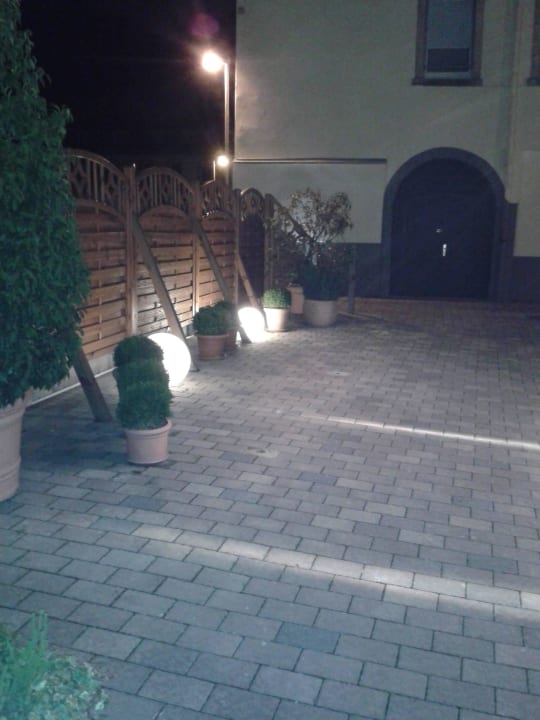 Hintereingang Hotel Pfälzer Hof