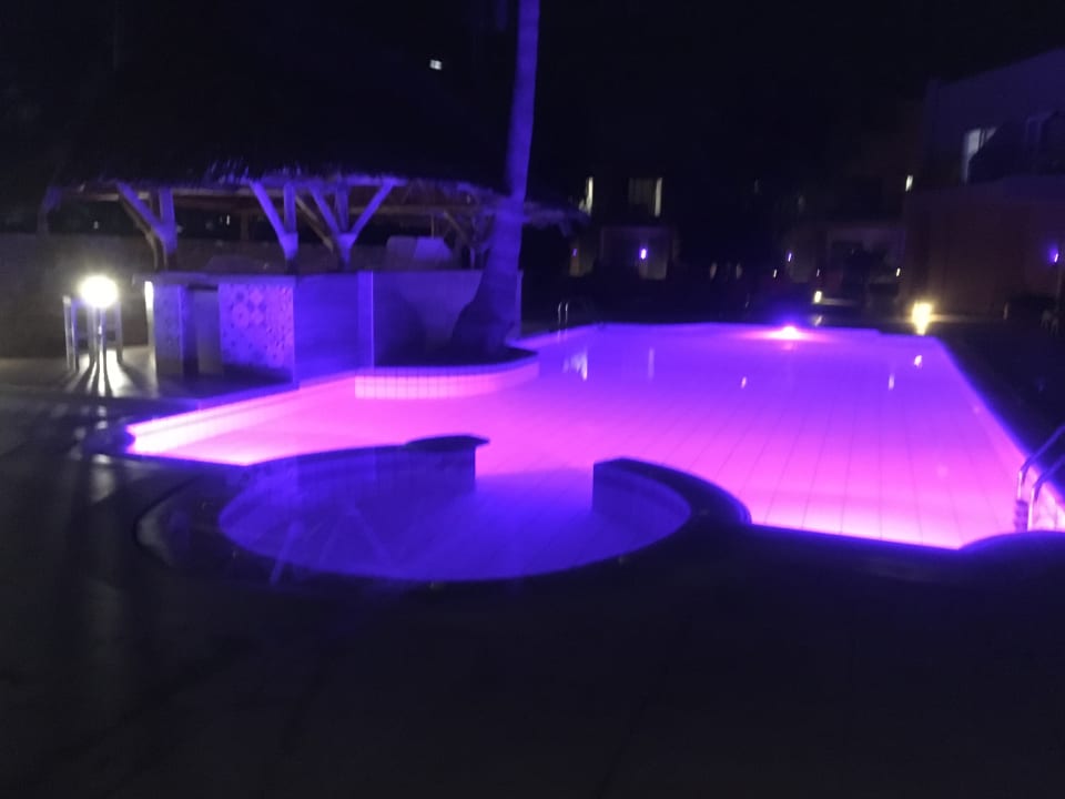 Pool High Beach Resort