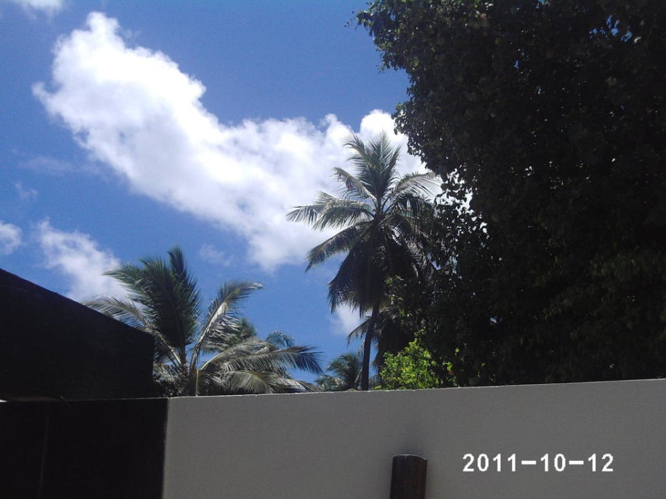 Ausblick vom Aussenbad der WaterVilla Meeru Maldives Resort Island