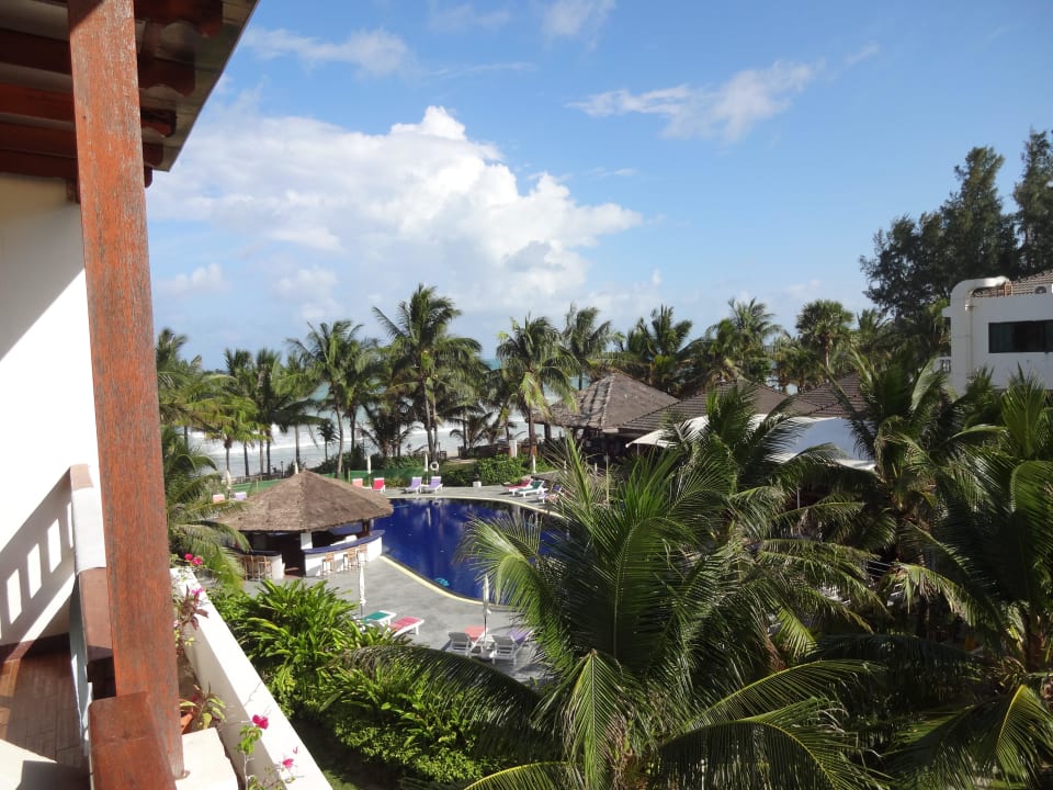 Blick vom Zimmer Sunprime Kamala Beach