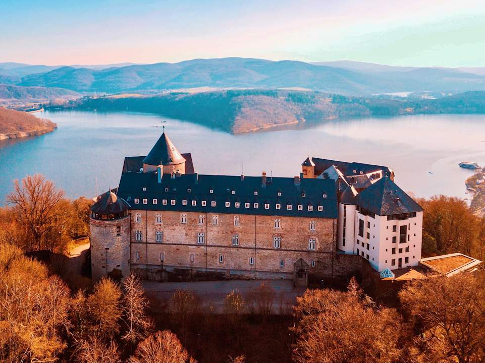Außenansicht Hotel Schloss Waldeck