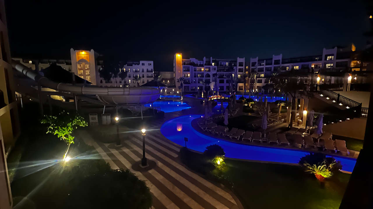 Pool Steigenberger Aqua Magic