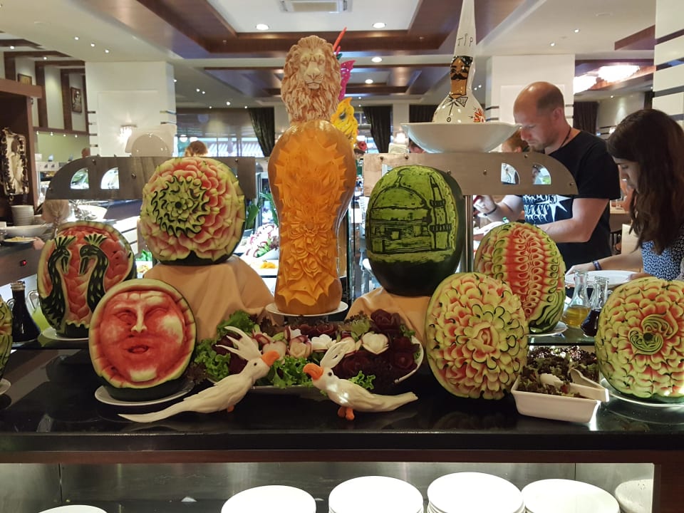 Büffet Dizalya Palm Garden