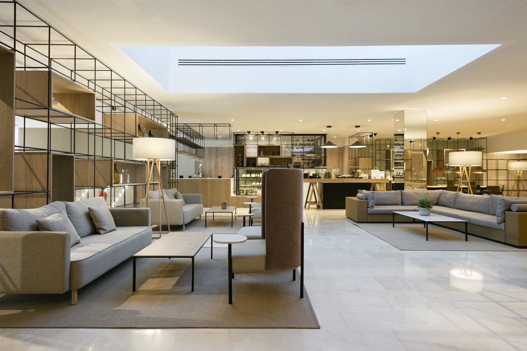 Lobby Hotel Meliá Sevilla