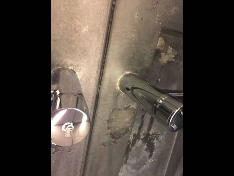 Kosmetiktücherbox total schmuddelig Fletcher Wellness-Hotel Leiden