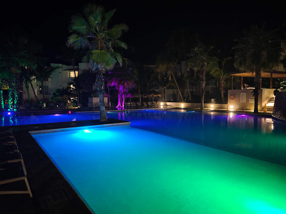 Pool Viva Azteca by Wyndham - All Inclusive Resort