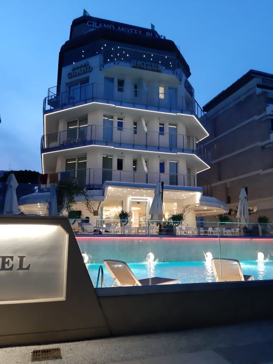 Außenansicht Playa Grand Hotel