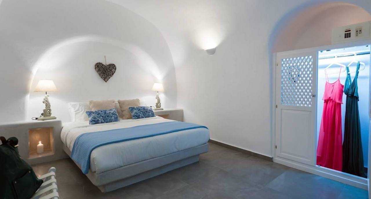 Studio Gonia Aris Caves