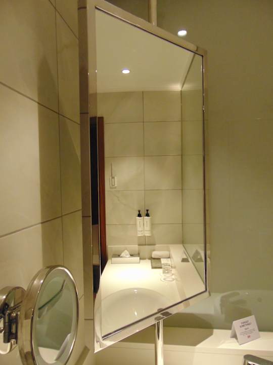 Zimmer Crowne Plaza Nairobi Airport
