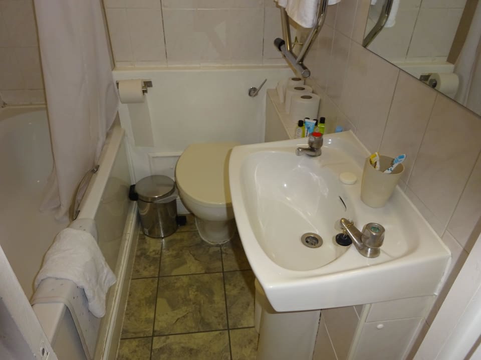 Bad Hotel Chelsea Cloisters