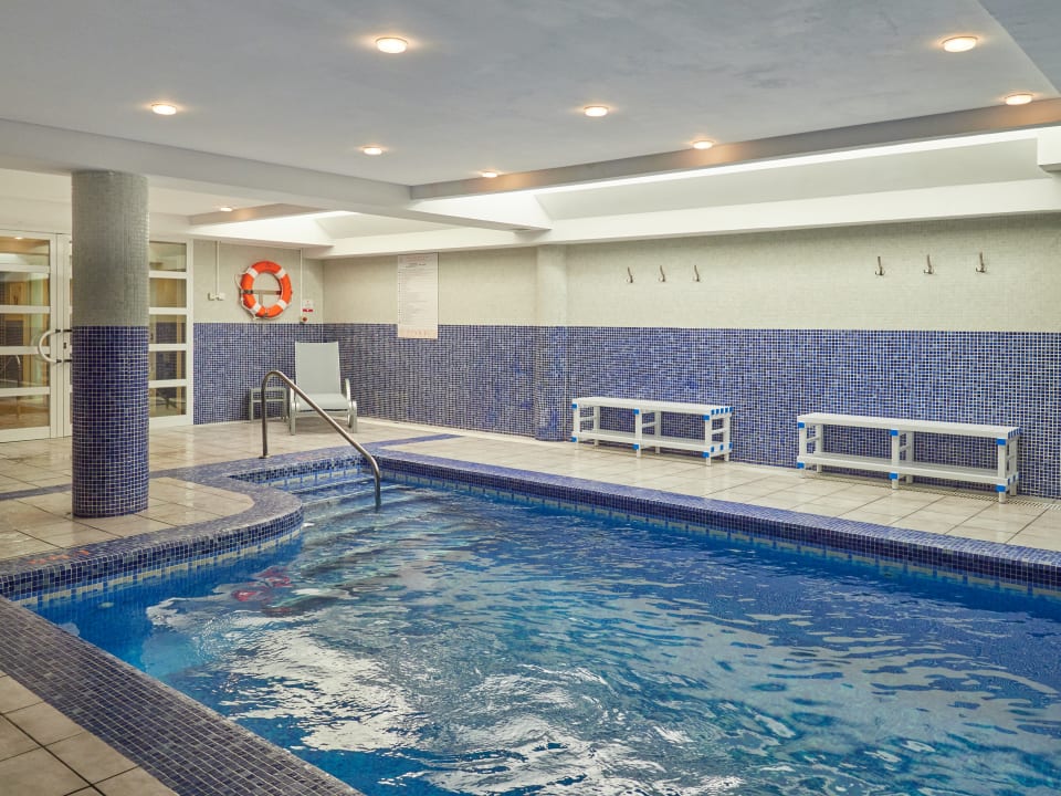 Pool BQ Apolo Hotel