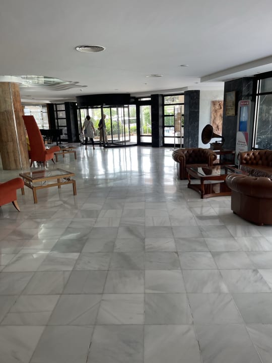 Lobby Hotel Serrano Palace