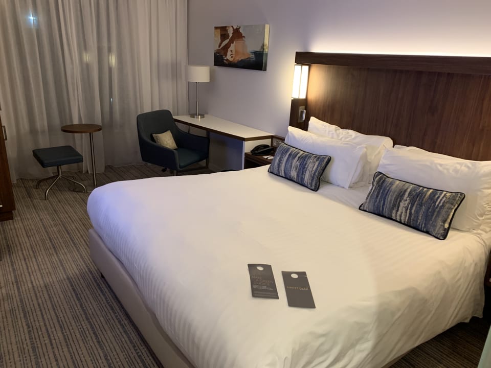 Zimmer Courtyard by Marriott Luton Airport