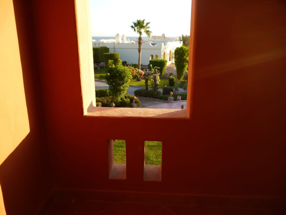 Blick aus der Balkontür Charmillion Sea Life Resort