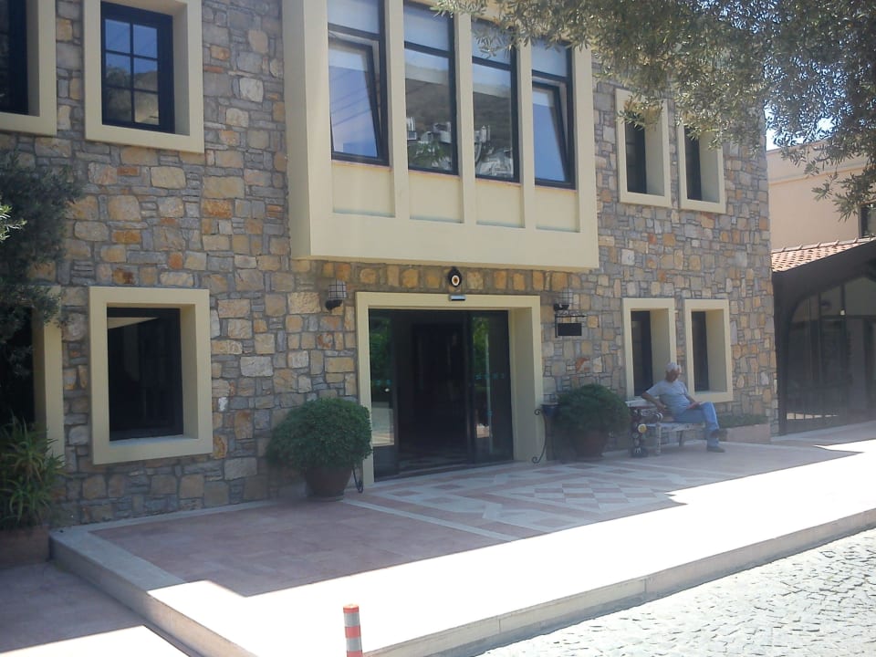 Hotel Eingang Hotel Zeytinada