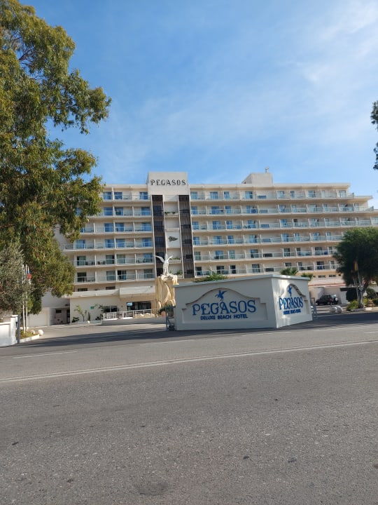 Außenansicht Pegasos Deluxe Beach Hotel