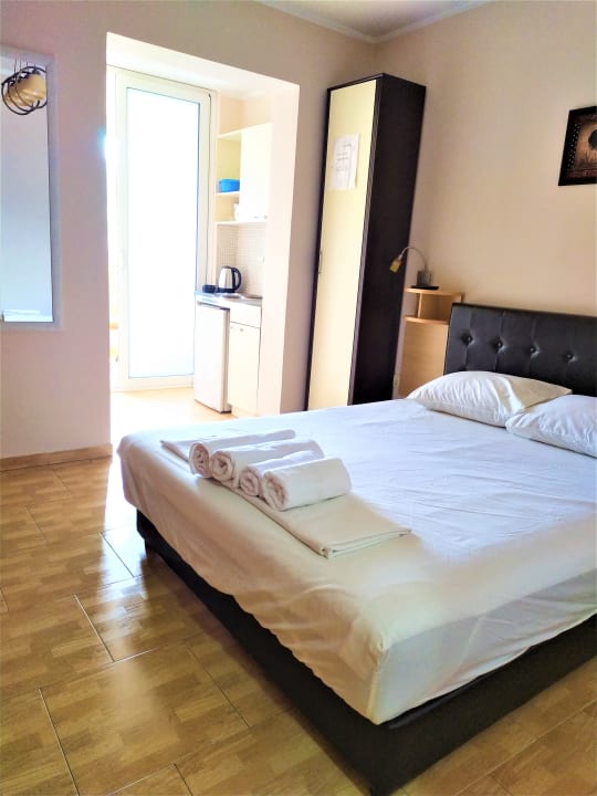 Zimmer Vila Simona Budva