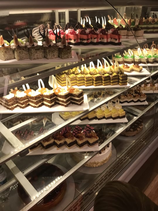 Gastro Side Royal Palace Hotel & Spa