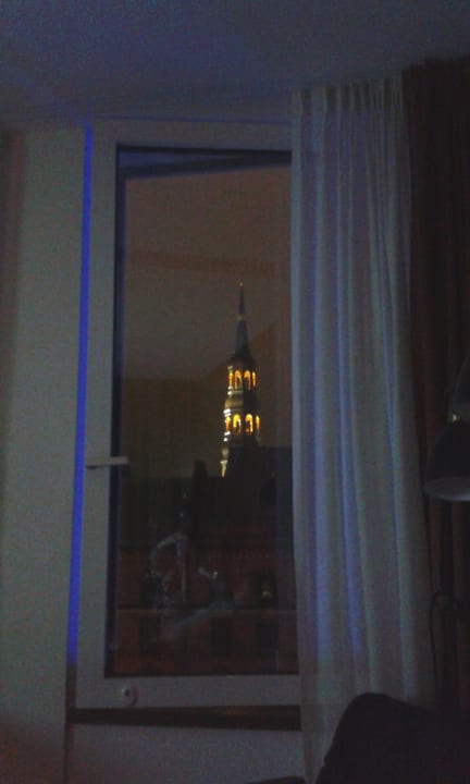 Ausblick AMERON Hamburg Hotel Speicherstadt