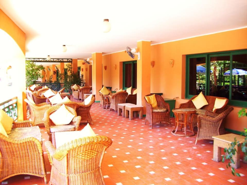 Die Bar - abends aufgesucht und Cocktails geschlürft Giftun Azur Resort