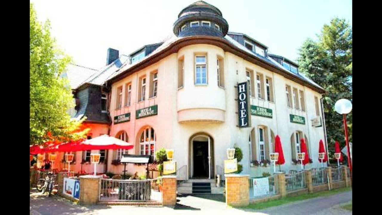 Außenansicht Hotel & Restaurant Schenk von Landsberg