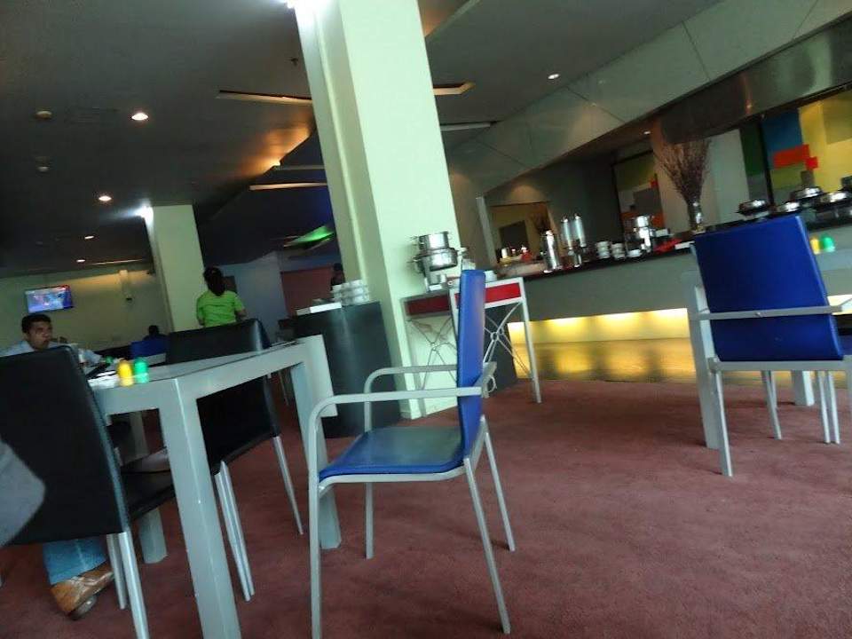 The breakfast buffet Hotel Sparks