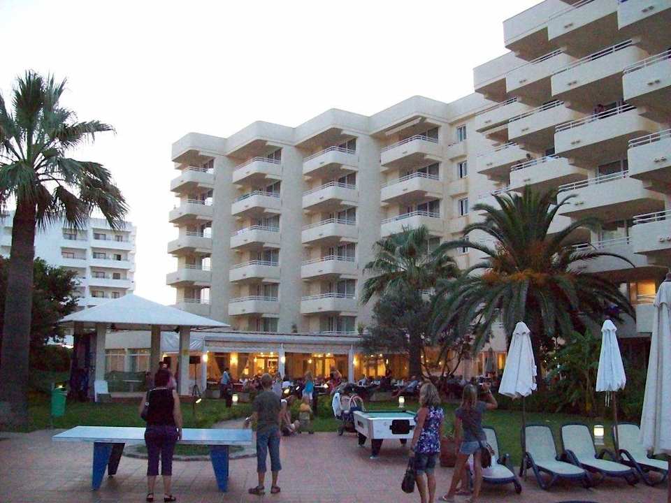Hintereingang zum Hotel Hipotels Mercedes