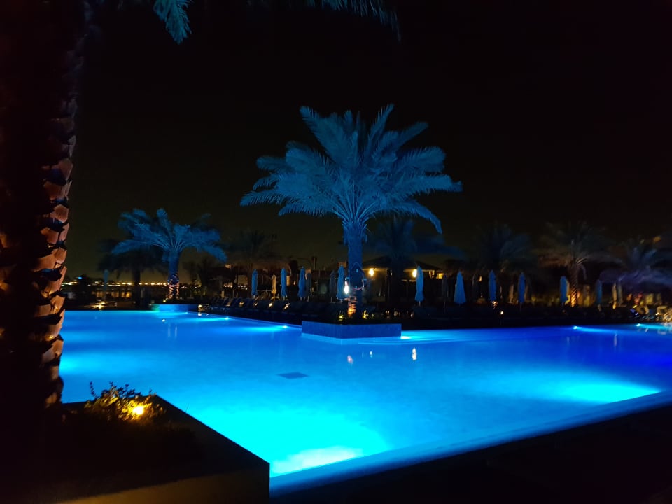Pool DoubleTree by Hilton Resort & Spa Marjan Island