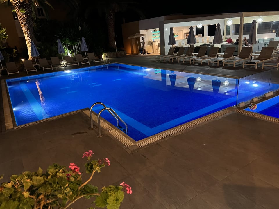 Pool Hotel Xidas Garden